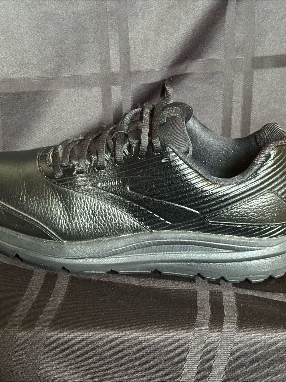 Brooks Addiction Walker 2 Walking Shoes Black Leather Women's Size 11B